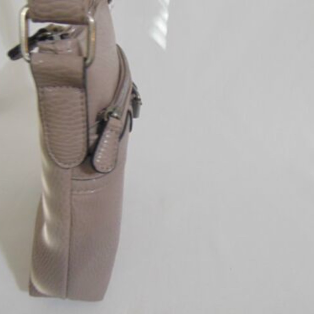 Style & Co. Baltic Small Crossbody - Picture 4 of 7
